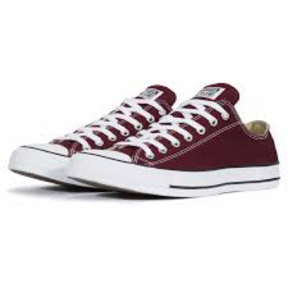 🍇MAROON / BURGUNDY LOW TOP CONVERSE🍇